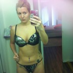 Laela Pryce - Howard Stern's dumber than a box of rocks 1