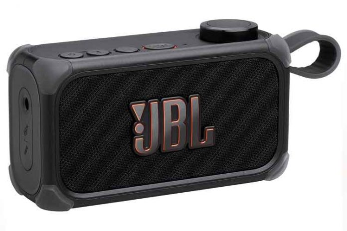 The JBL BandBox Solo Is a Complete Practice Studio That Fits in Your Hand